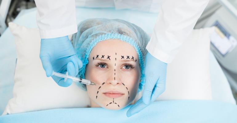 New cosmetic surgery trend: Gender-neutral procedures